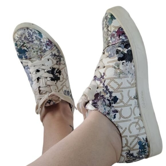 Calvin Klein Imilia Shoes Sneakers Blue Floral Leather Women's  WOMAN'S Size 6 - Picture 1 of 12